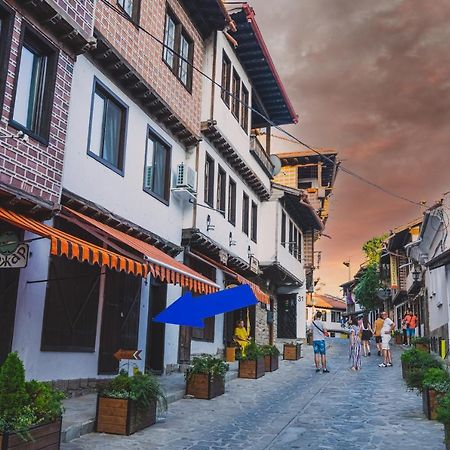 Апартамент Самоводската Чаршия Veliko Tŭrnovo Exterior photo